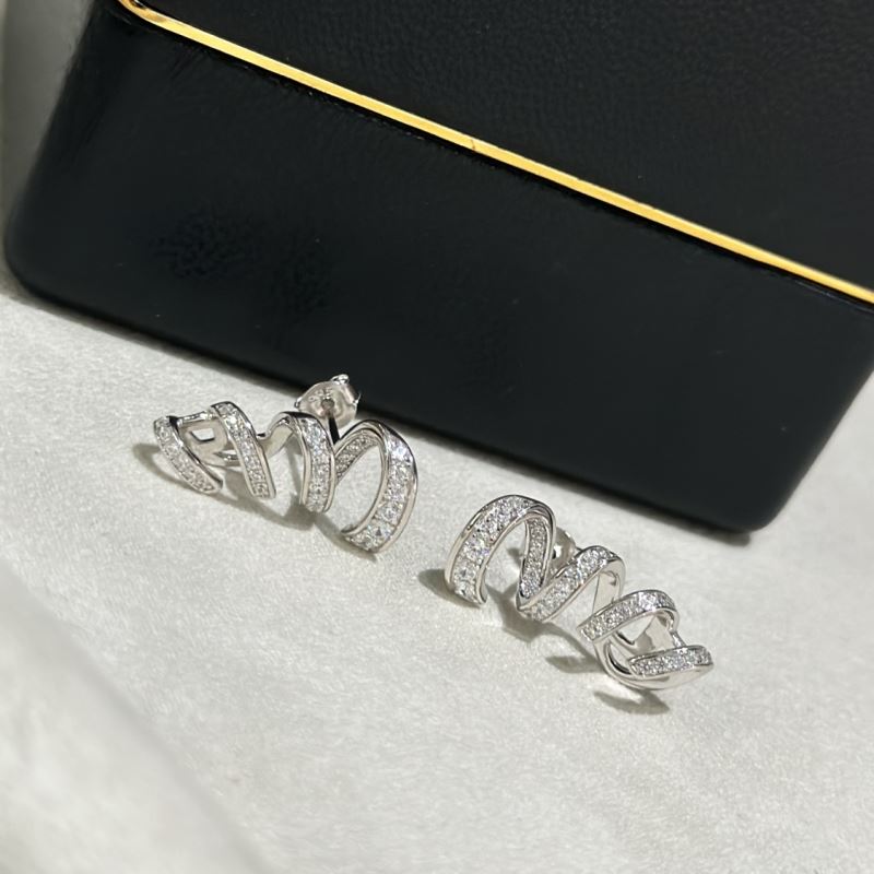 CHAUMET